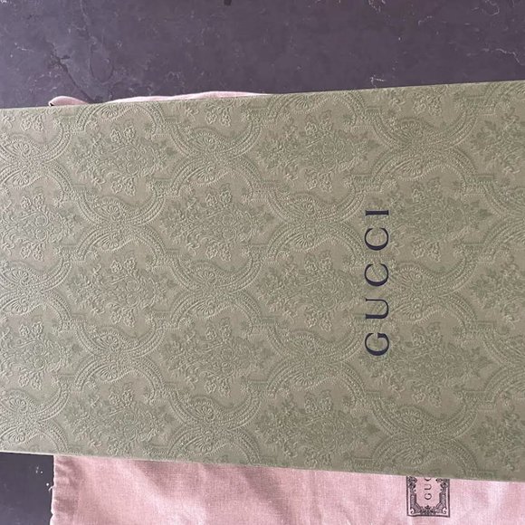 SOLD - Men's Gucci Ace Sneakers - Picture 9 of 9